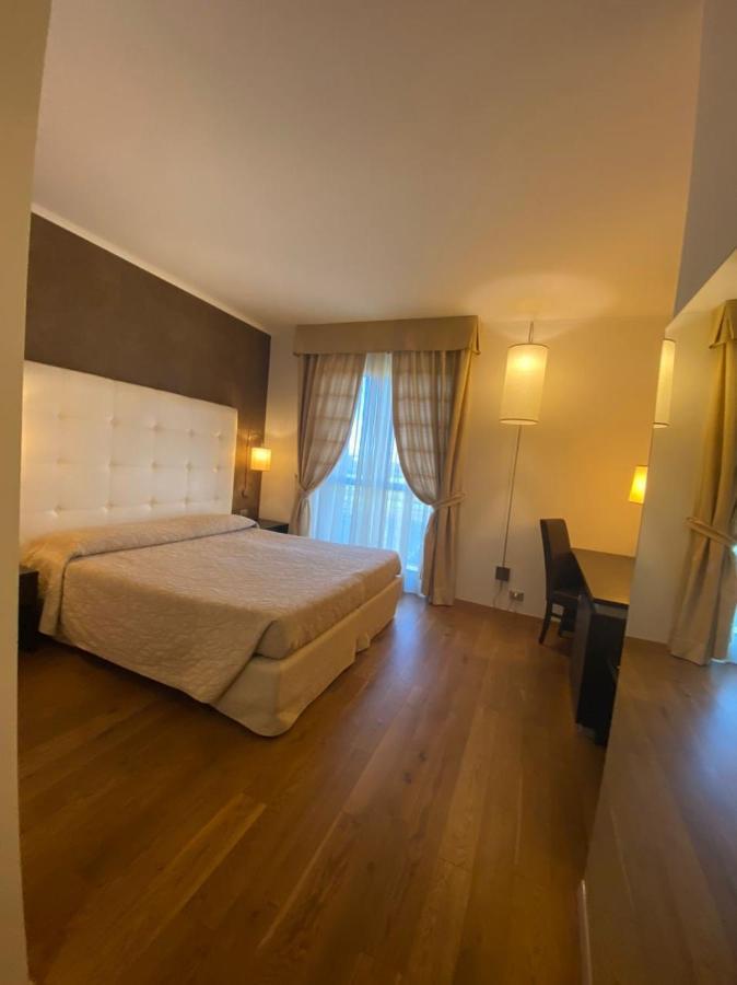 Hotel Rioverde Pralormo Ngoại thất bức ảnh